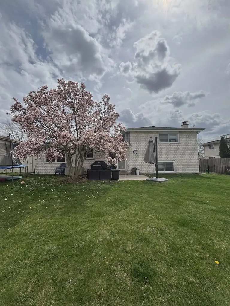 15538 South 82nd Avenue Orland Park IL 60462