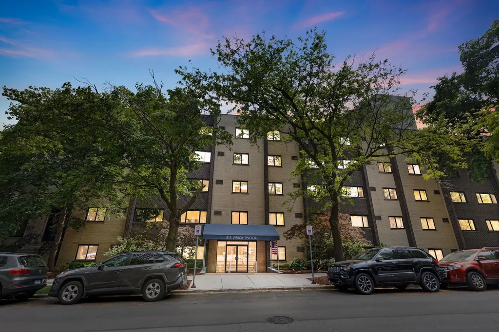 515 West Wrightwood Avenue Chicago IL 60614