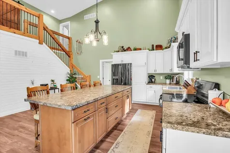 8909 North 2300 East Road Fairbury IL 61739