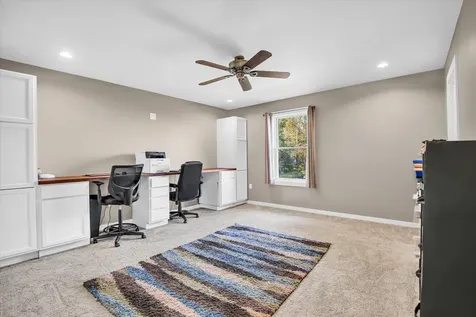 8909 North 2300 East Road Fairbury IL 61739