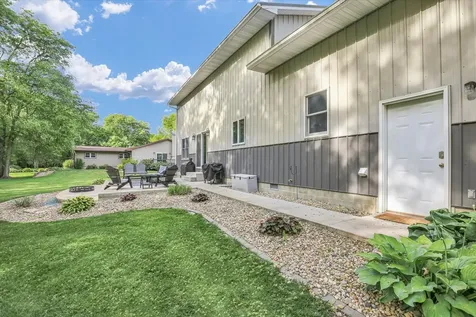 8909 North 2300 East Road Fairbury IL 61739