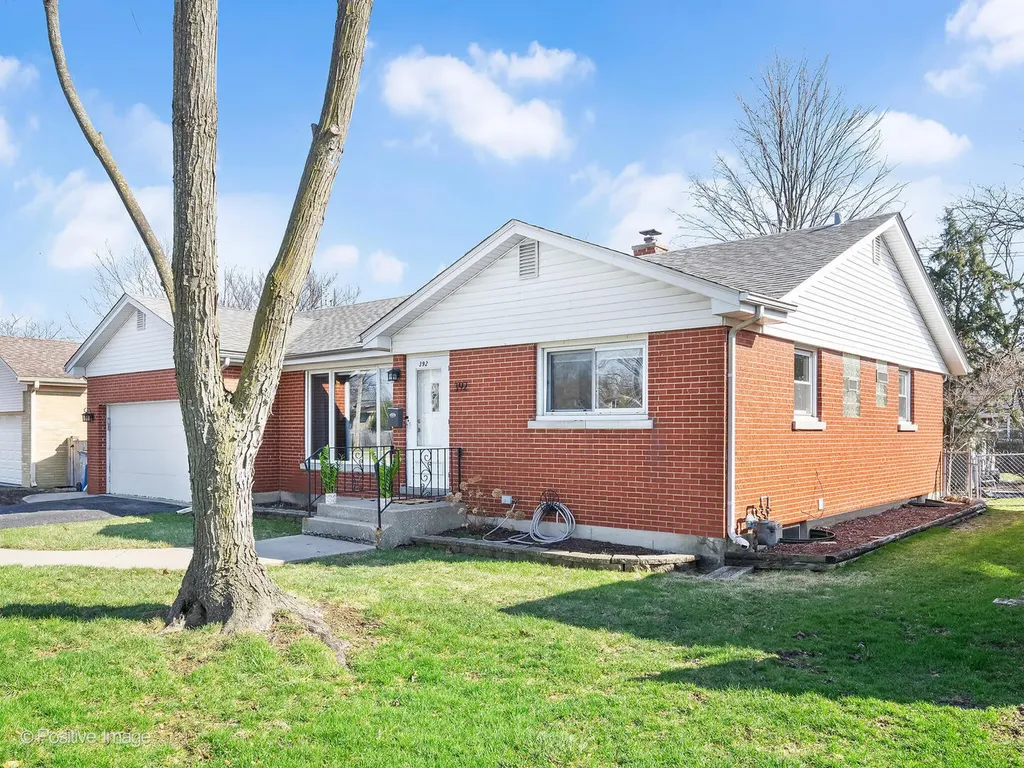 392 East Saint Charles Road Elmhurst IL 60126