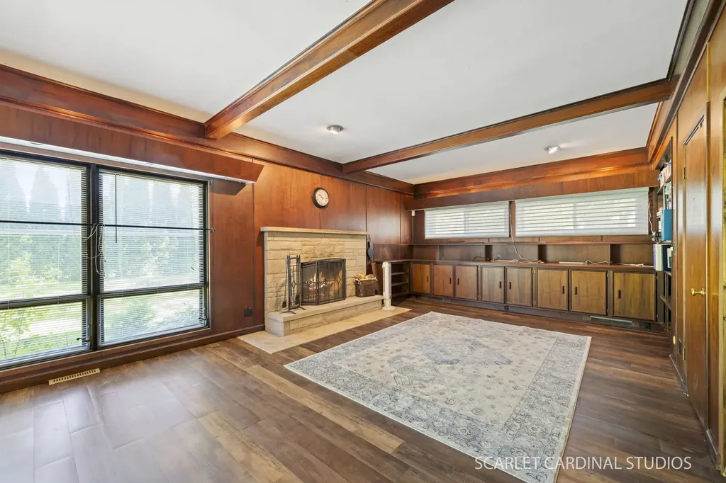 1365 Colorado Avenue Aurora IL 60506