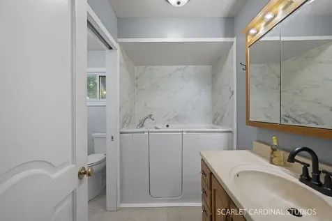 1365 Colorado Avenue Aurora IL 60506