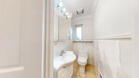 4635 West Peterson Avenue Chicago IL 60646