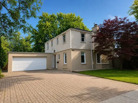4635 West Peterson Avenue Chicago IL 60646