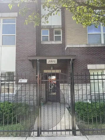 2501 West Grenshaw Street Chicago IL 60612