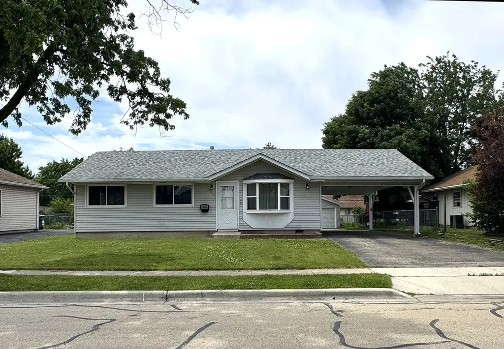 416 Berkshire Avenue Romeoville IL 60446