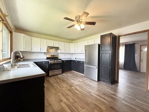 416 Berkshire Avenue Romeoville IL 60446