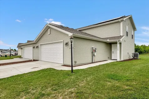 3315 Boulder Ridge Drive Champaign IL 61822