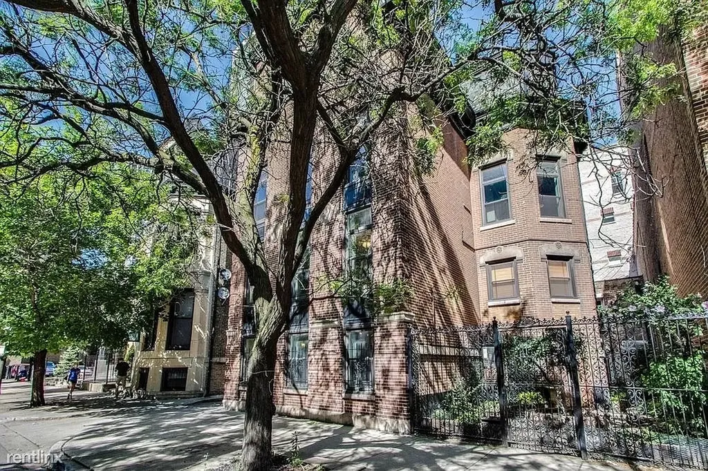 1011 North La Salle Drive Chicago IL 60610