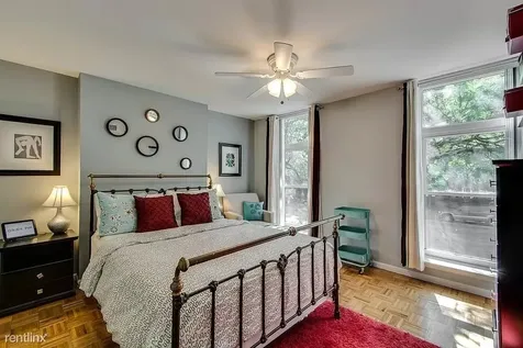 1011 North La Salle Drive Chicago IL 60610