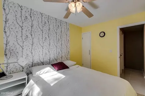 1011 North La Salle Drive Chicago IL 60610