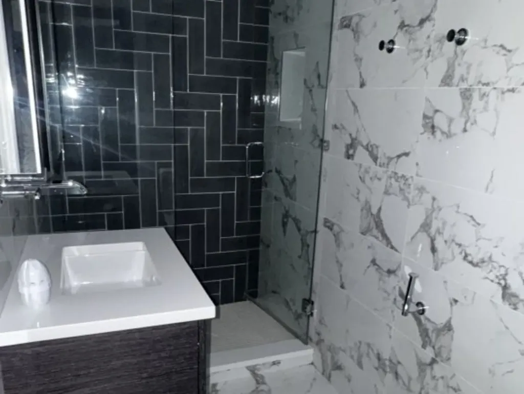 257 East Delaware Place Chicago IL 60611