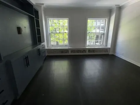257 East Delaware Place Chicago IL 60611