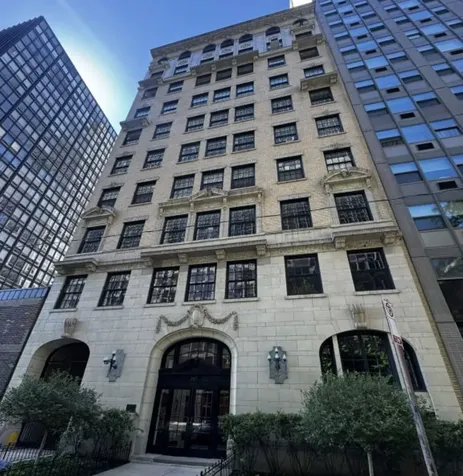 257 East Delaware Place Chicago IL 60611