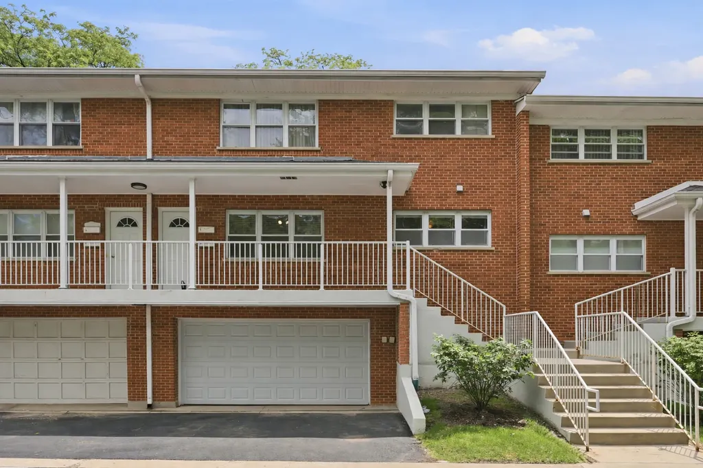 167 East Palatine Road Palatine IL 60067