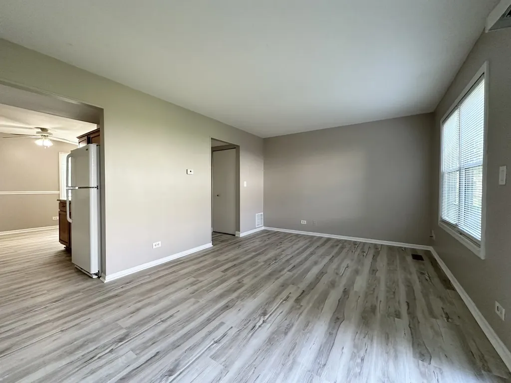 2543 Prairieview Lane S Aurora IL 60502