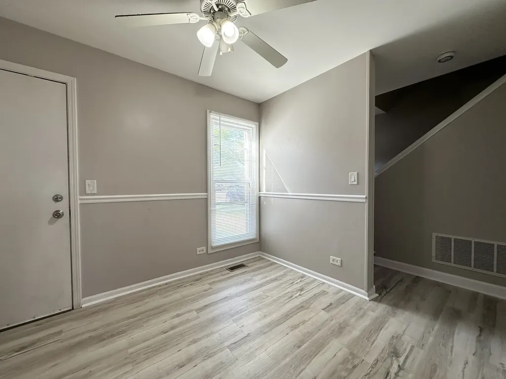 2543 Prairieview Lane S Aurora IL 60502