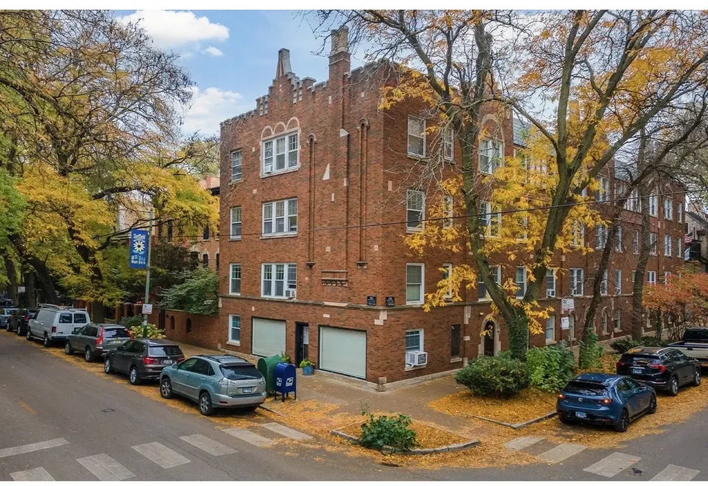 2151 North Fremont Street Chicago IL 60614