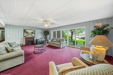 5300 Walnut Avenue Downers Grove IL 60515