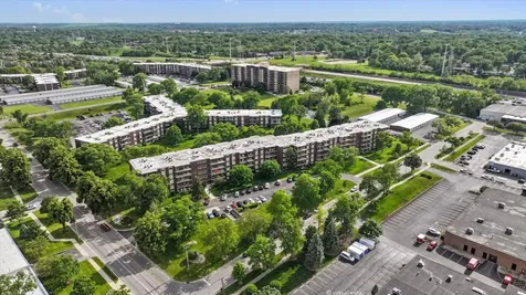 5300 Walnut Avenue Downers Grove IL 60515