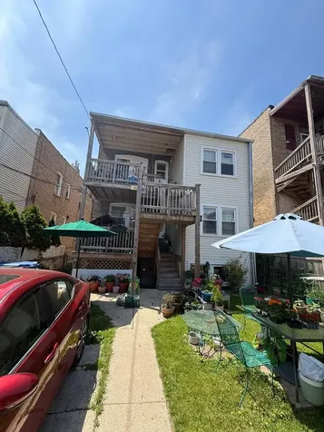 6419 North Fairfield Avenue Chicago IL 60645