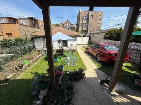 6419 North Fairfield Avenue Chicago IL 60645