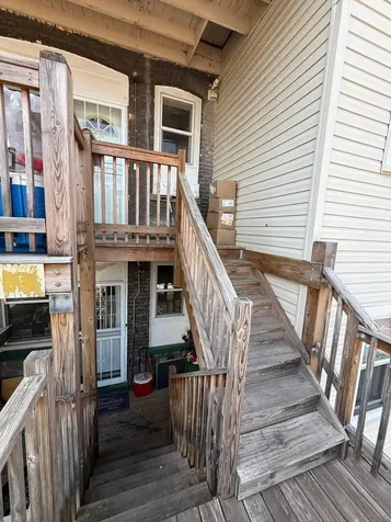 6419 North Fairfield Avenue Chicago IL 60645