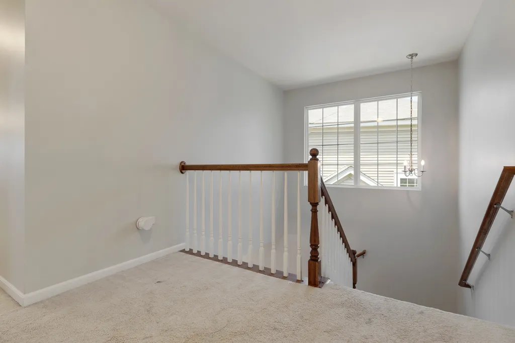 1022 Ravendale Court Naperville IL 60540
