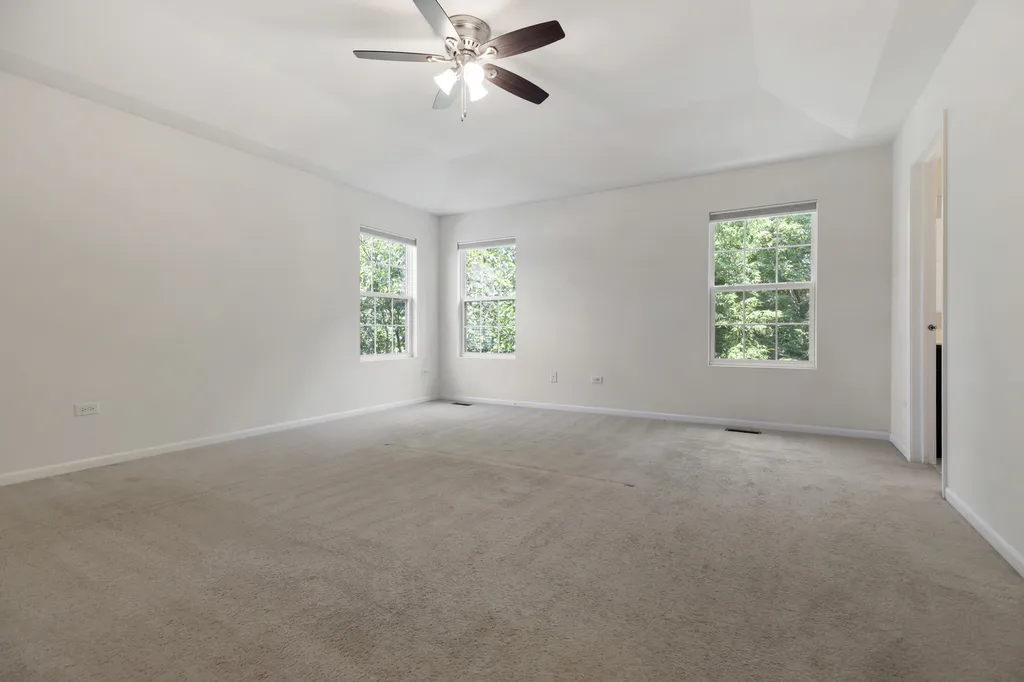 1022 Ravendale Court Naperville IL 60540
