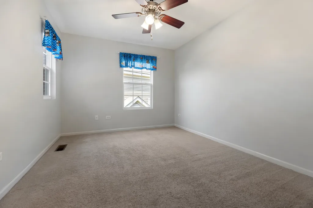 1022 Ravendale Court Naperville IL 60540