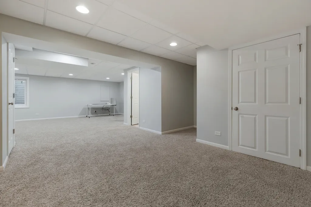 1022 Ravendale Court Naperville IL 60540