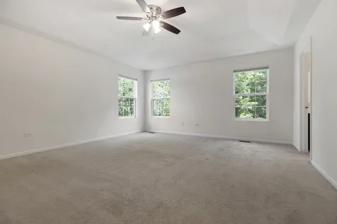 1022 Ravendale Court Naperville IL 60540
