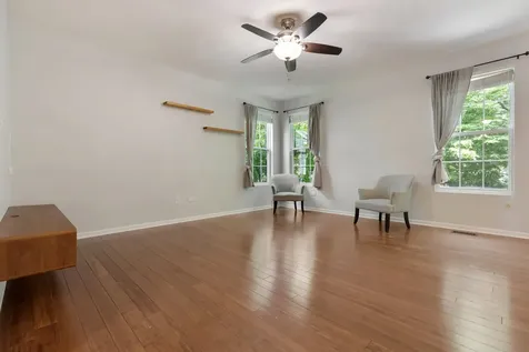 1022 Ravendale Court Naperville IL 60540