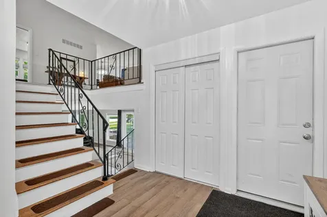 702 West Fitzhenry Court Glenwood IL 60425