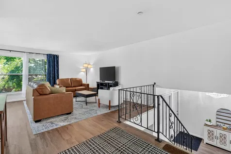 702 West Fitzhenry Court Glenwood IL 60425