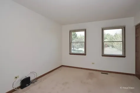 841 Hemlock Drive Sleepy Hollow IL 60118