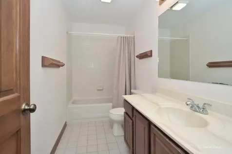 841 Hemlock Drive Sleepy Hollow IL 60118