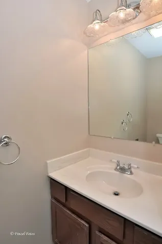 841 Hemlock Drive Sleepy Hollow IL 60118