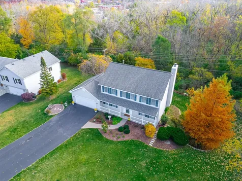 841 Hemlock Drive Sleepy Hollow IL 60118