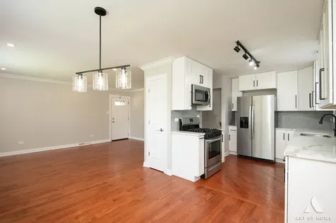 16781 Hilltop Avenue Orland Hills IL 60487