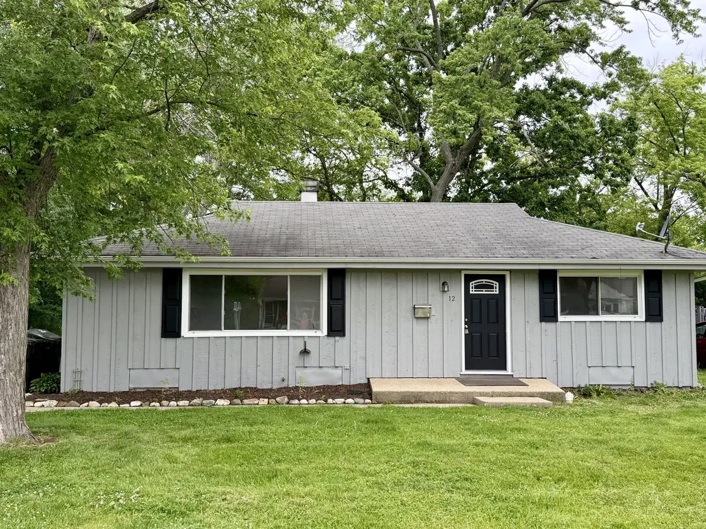 12 Johnathan Road Lake Zurich IL 60047