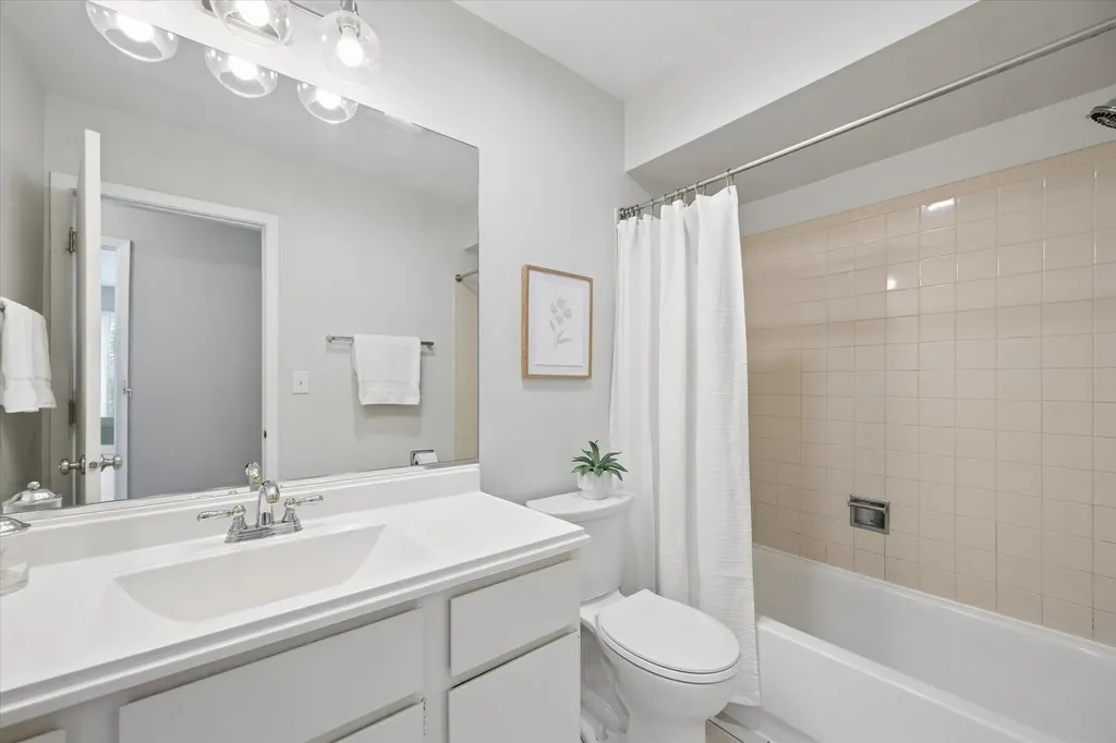 7921 Knottingham Circle Darien IL 60561