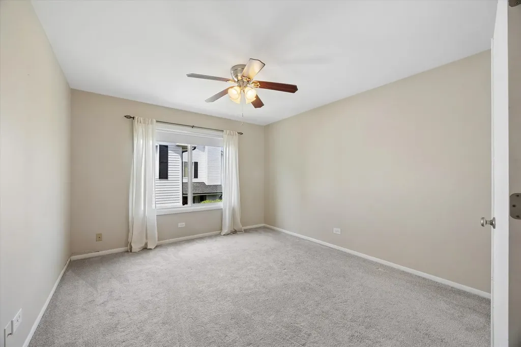7921 Knottingham Circle Darien IL 60561