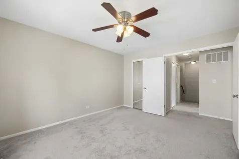 7921 Knottingham Circle Darien IL 60561