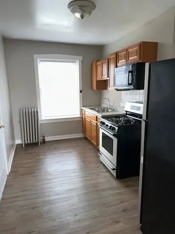 4054 West Dickens Avenue Chicago IL 60639