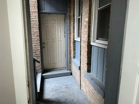 4054 West Dickens Avenue Chicago IL 60639