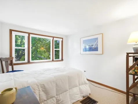 5733 North Marmora Avenue Chicago IL 60646