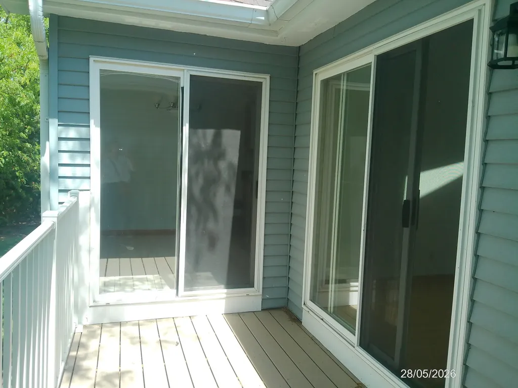 1675 Mansfield Court Roselle IL 60172